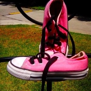 CONVERSE ALL ⭐ STAR  PINK tennis shoes 👟 US Size 7